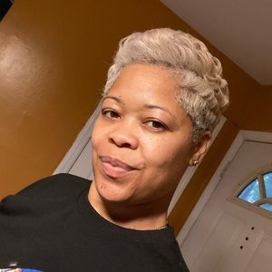 Meet your Posher, Patricia